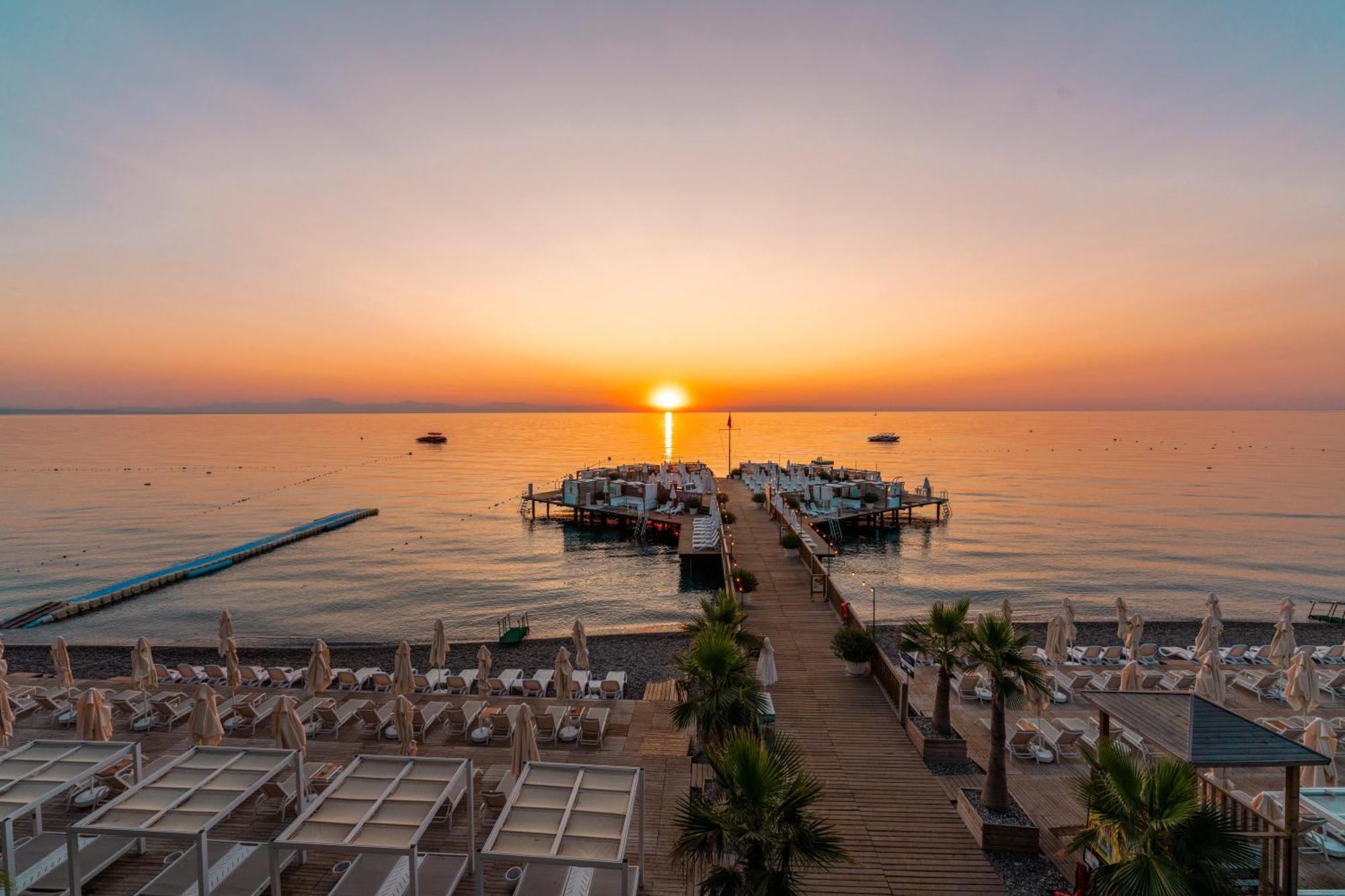 Doubletree By Hilton Antalya-Kemer All-Inclusive Resort Eksteriør billede